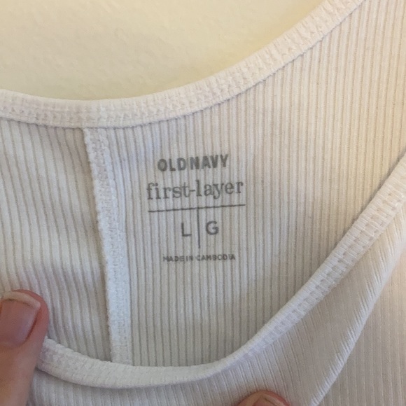 Plain White Tank - Picture 3 of 4